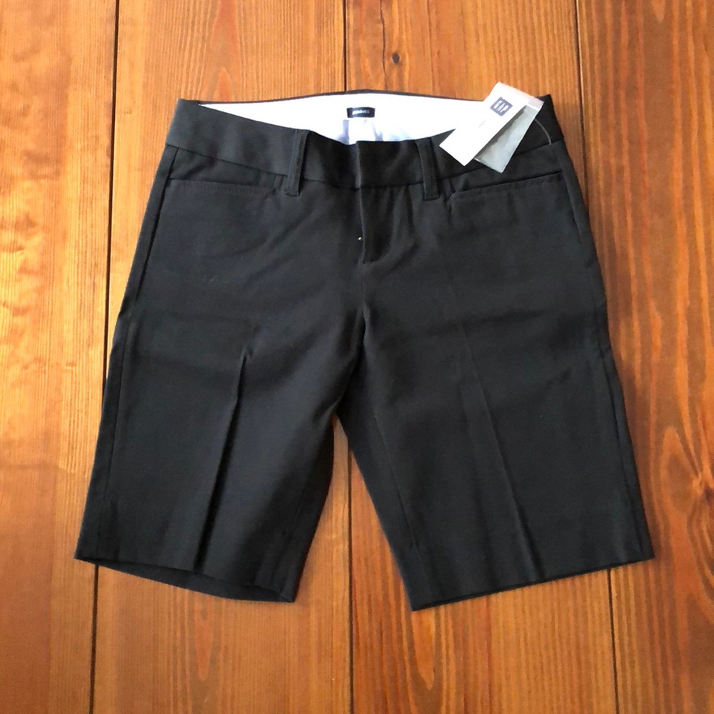 GAP shorts